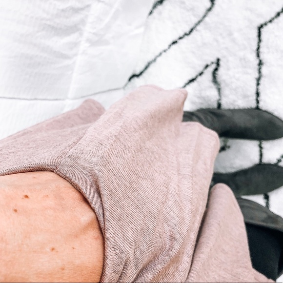 LAYLA Scoop Neck Pink Tunic Sweater - Picture 7 of 8